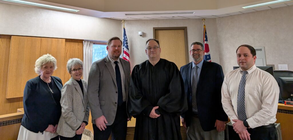 After his recent election, Judge DeLeone swearing in his Administration and HR Departments.